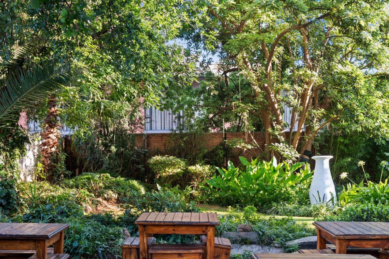 De Akker Guest House Bloemfontein Exteriör bild